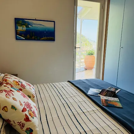 De Simone פוזיטנו